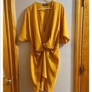Gold-yellow dress from Missguided Plus
